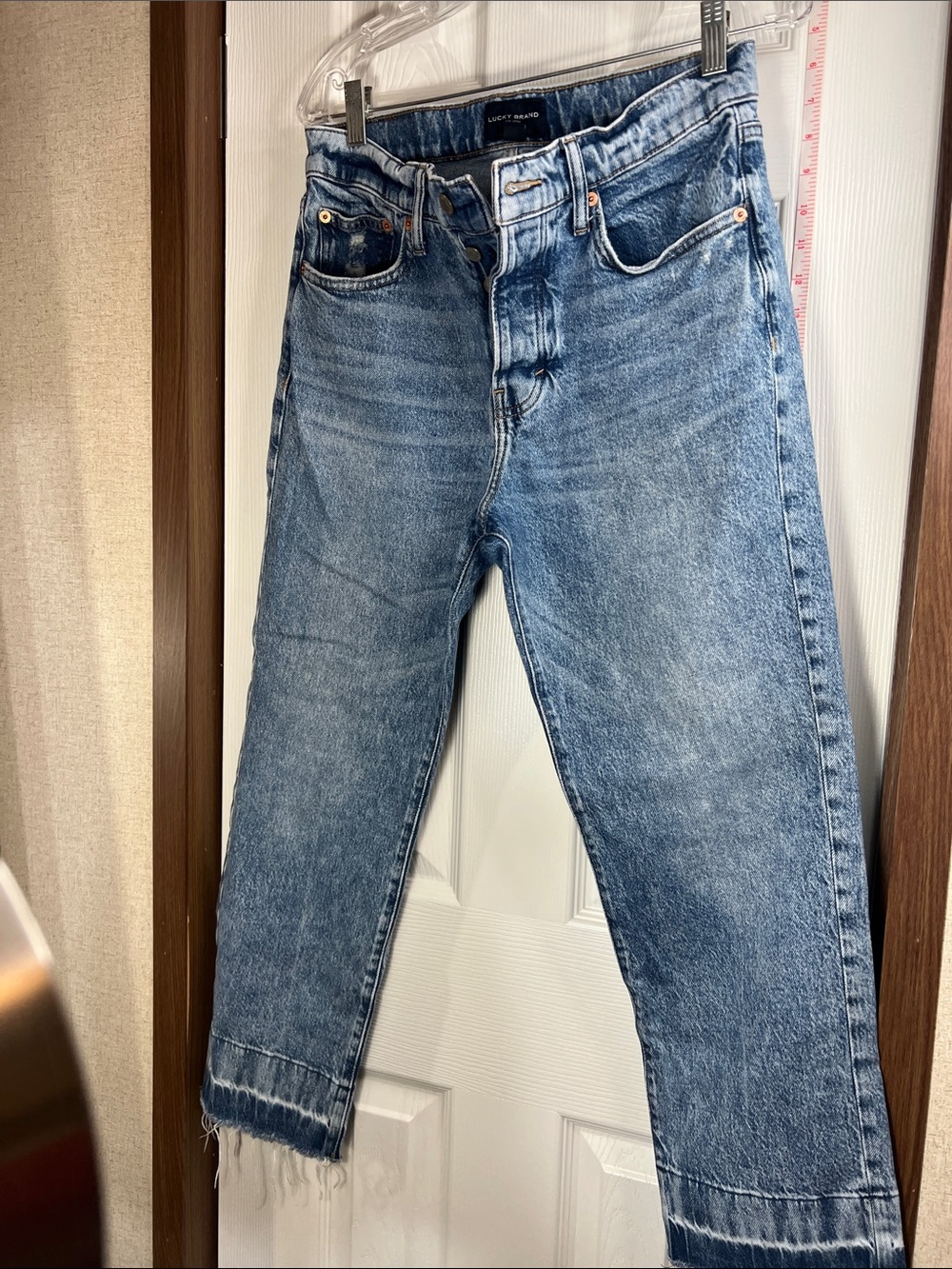 Lucky Brand women sStraight Jeans in Light Blue